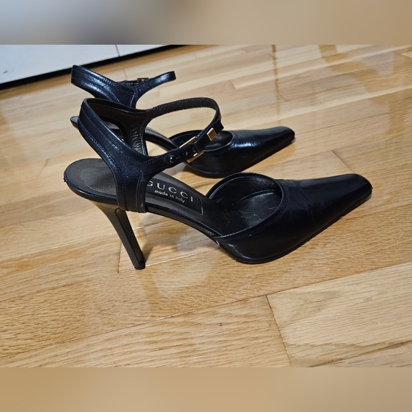 Authentic Gucci Black Leather Ankle Strap Heels - Picture 11 of 15